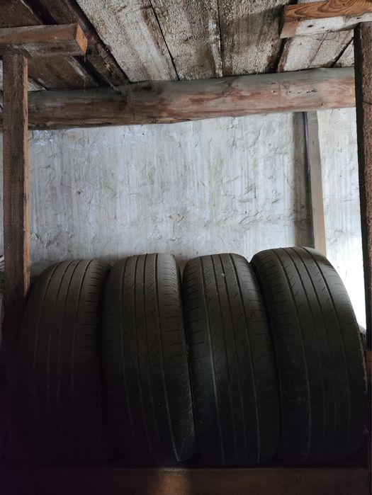 Продам шины на машину r17/65/245 срочно зимние летние