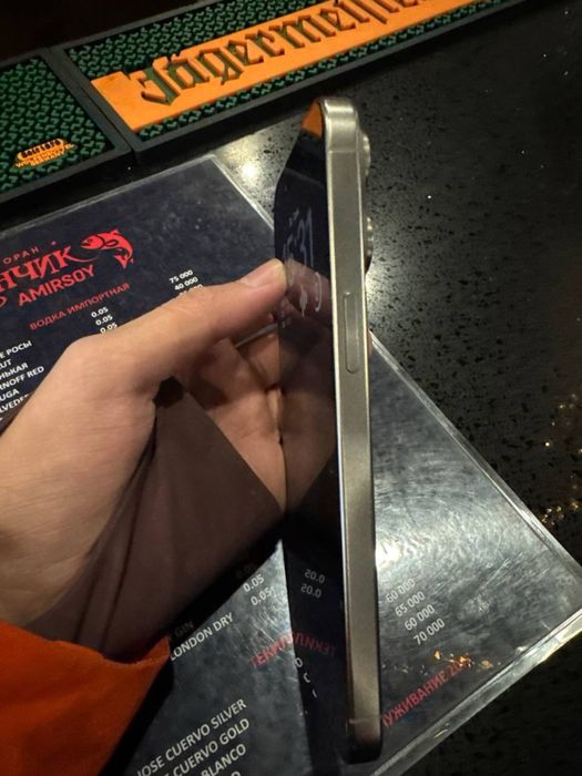 Iphone 15 pro max 256 titan