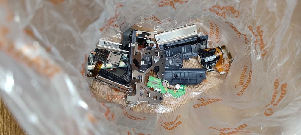 Видеокамера-Panasonic NV-GS3