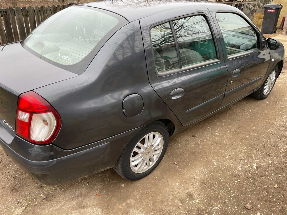 Vând Renault Symbol 2006 1.4 16v