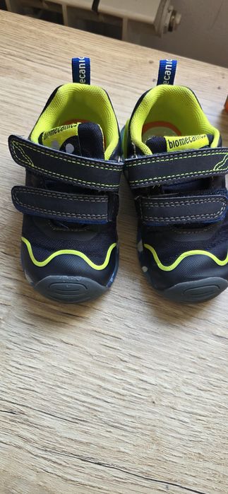 Продам кросовки Biomecanics