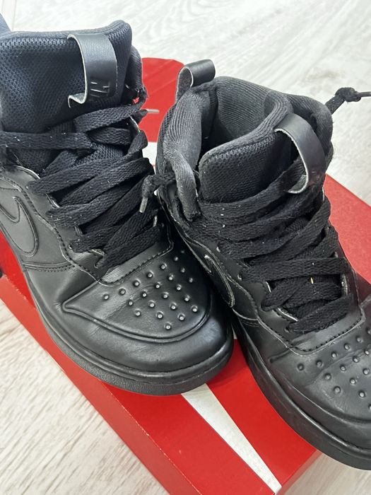 Продам детскую осеннюю обувь