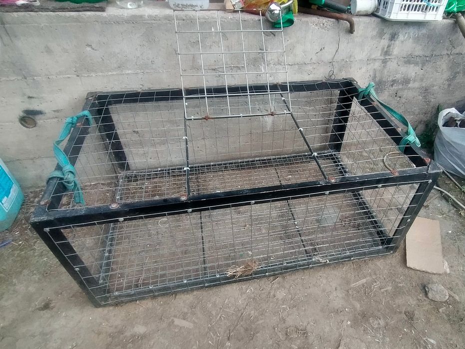 Продам хорошую клетку
