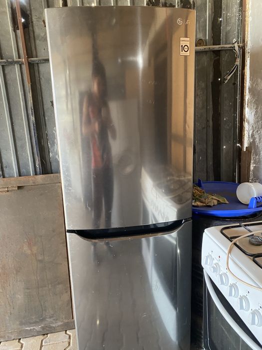 Холодилник LG/ Holodilnik