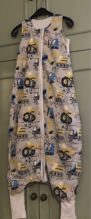 Зимен /пролетно-есенен/ и летен спален чувал с крачета