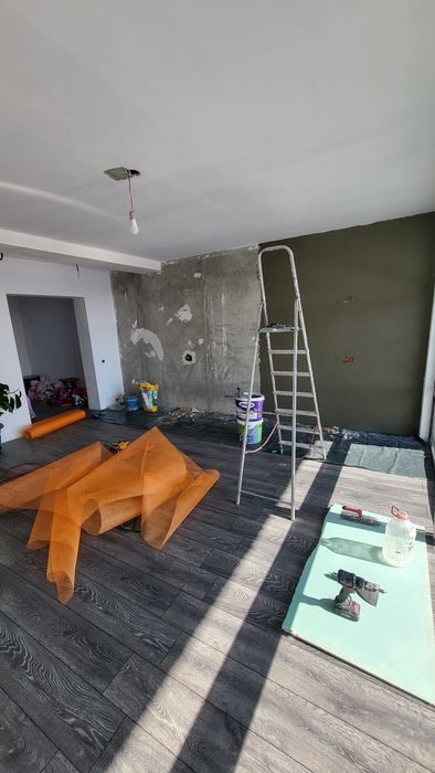 Echipa contructii și finisaje