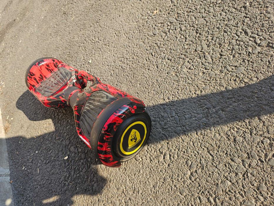 Hoverboard cu Bluetooth și boxe