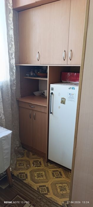 Аренда Юнусабад -18 1 комнатная квартира переделанная в двух с ОБСТАН