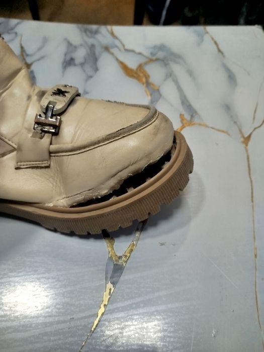 Ремонт чемоданов, обуви, мячей