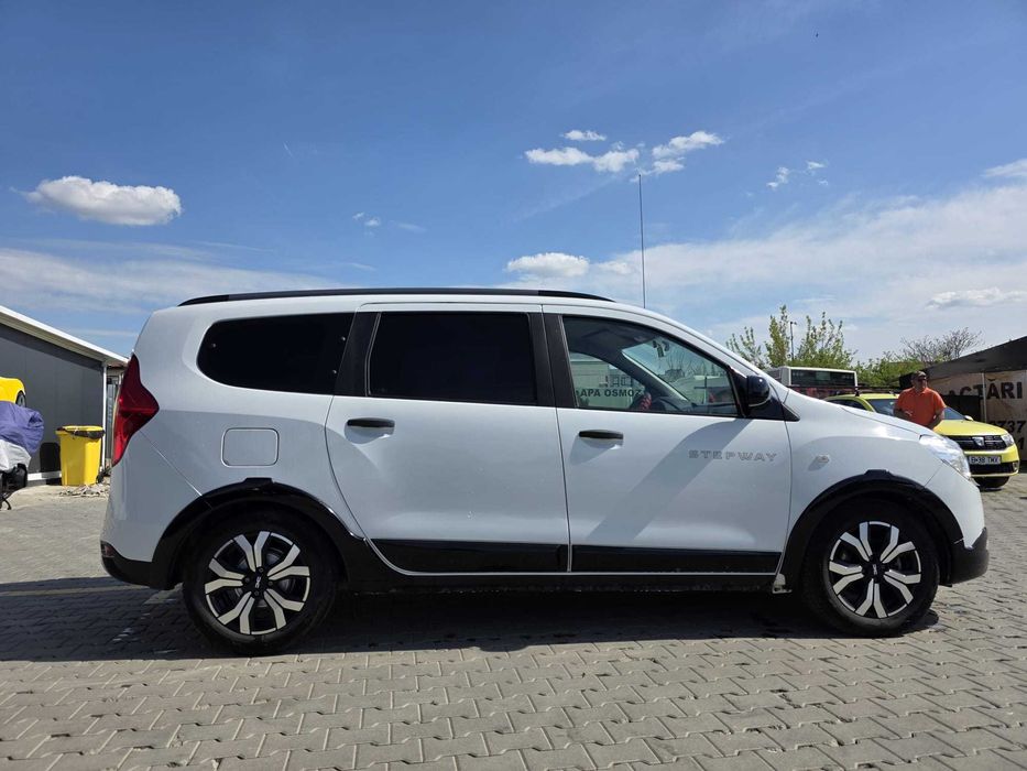 dacia lodgy stepway proprietar 1350euro