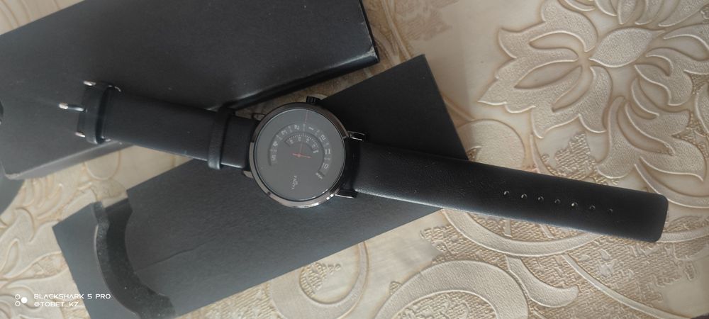 часы новые подарили