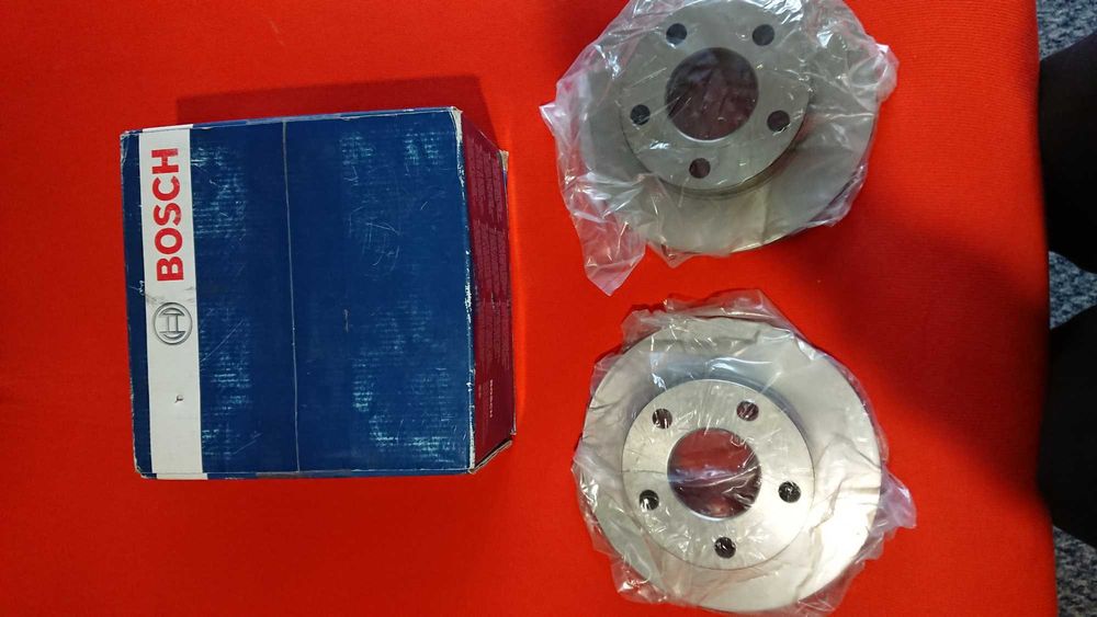 Комплект задни спирачни дискове за VW Volkswagen Bosch