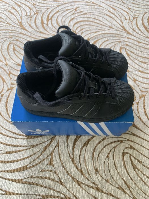 Sneakersi Adidas Originals Superstar ca NOI marime 31-1/2 - 19/20 cm