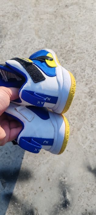 Adidasi baschet Tarmak marimea 36 fete copii baieti