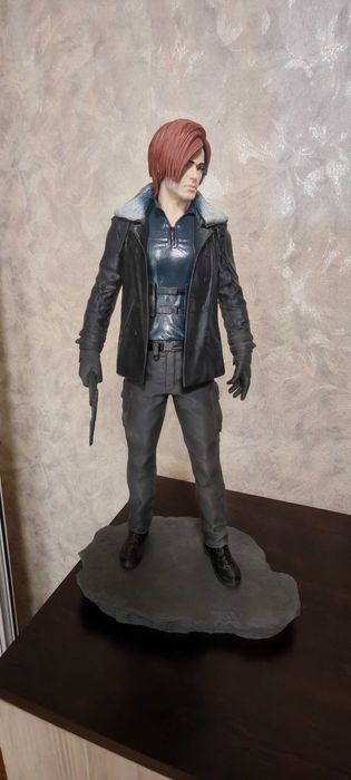 3Д фигура на Leon Kennedy