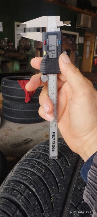 Гуми 245/40R20 всесезонни