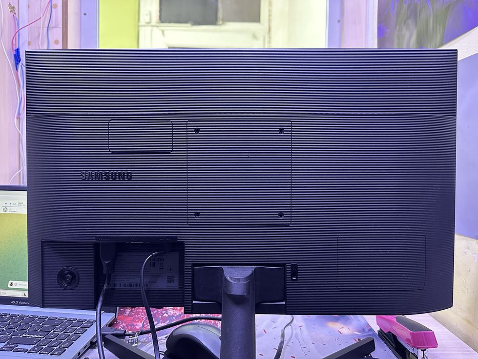 Монитор Samsung 24 дюйм ips 75ГЦ