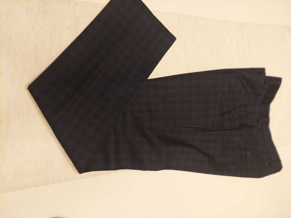 Costum elegant adolescent + o camasa alba cadou