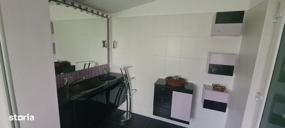 Proprietate cu 2 case 7 km Craiova in Ghercesti