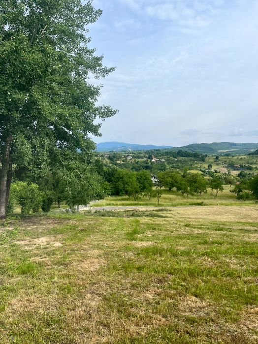 Teren de vânzare