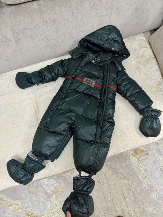 Детский комбинезон и конверт