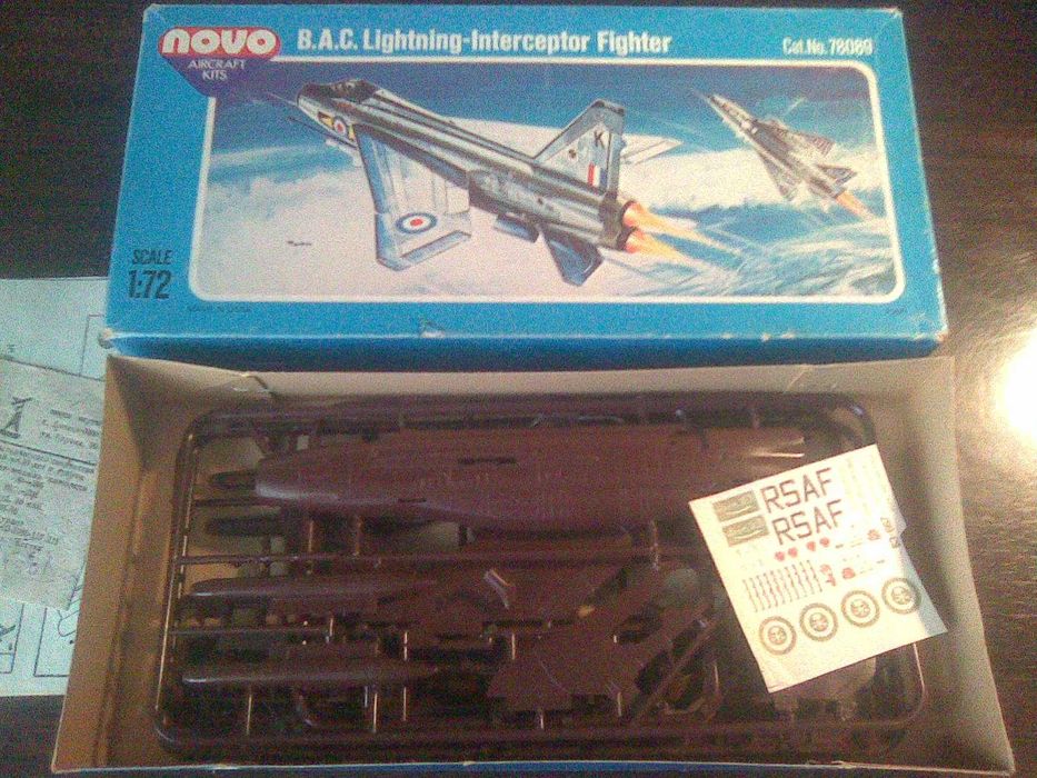 сборная модель самолёта E.E.Lightning 1/72 NOVO РАРИТЕТ СССР!