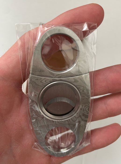 Пепелник за пури с резачка подарък