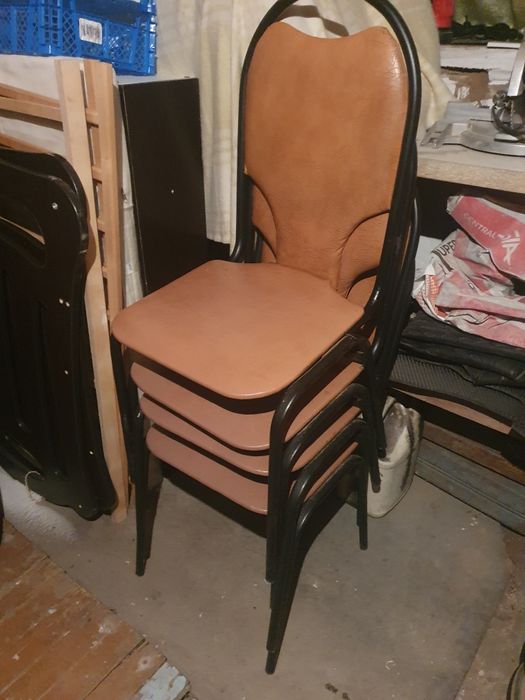 Стулчики и детские кровати