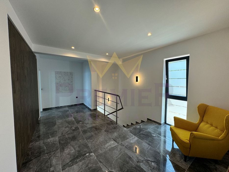 Продава се Къща в Балчик - 330 кв.м за 1697 €/кв.м - Снимка #8