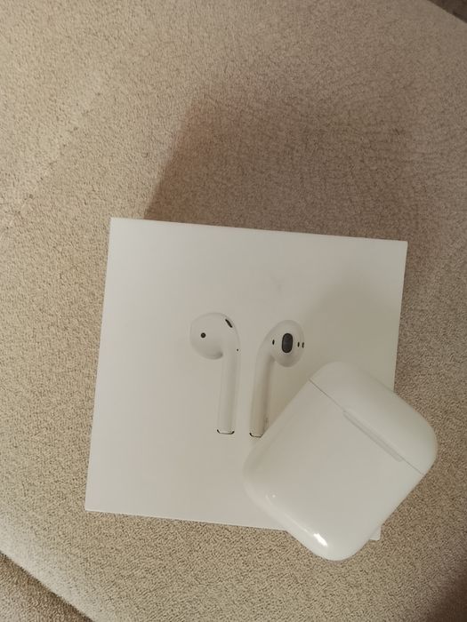 Apple Airpods 2nd generation