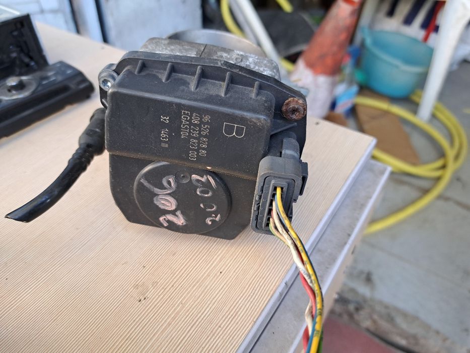 Оригинален дросел клапа PEUGEOT 206 1 4