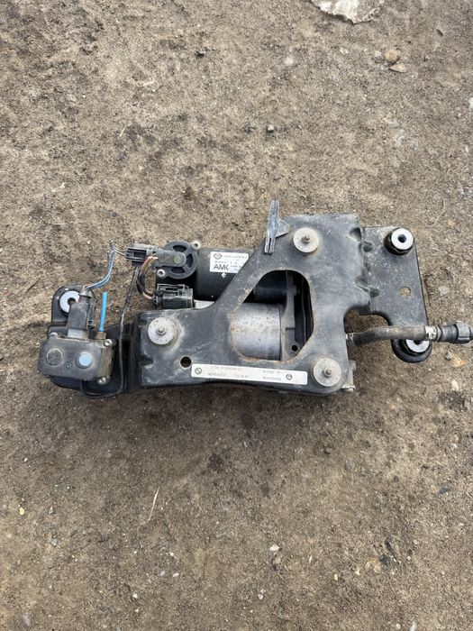 Compresor perne Bmw X6 E71 X5 E70