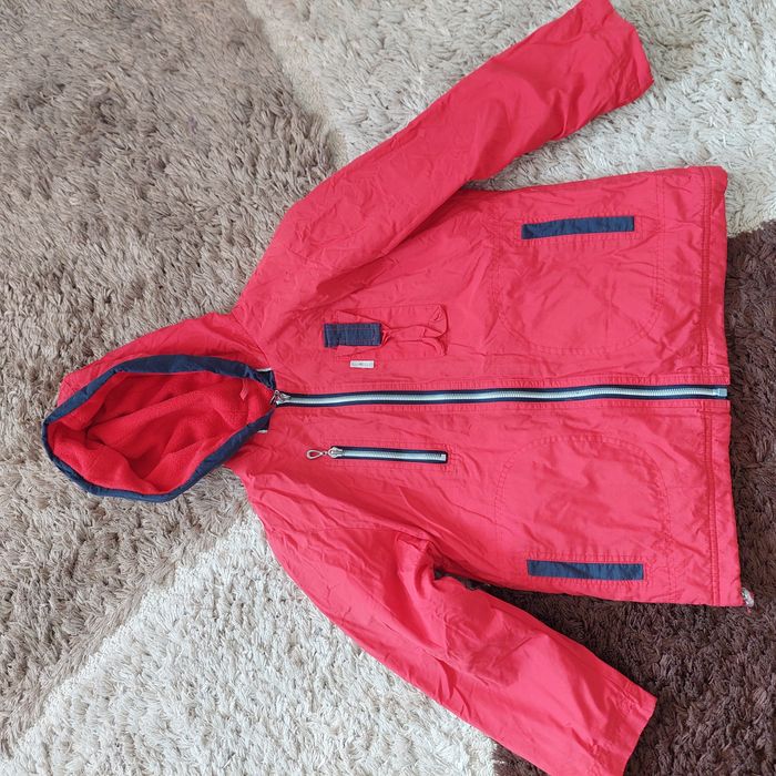 Продам демисезонные куртки