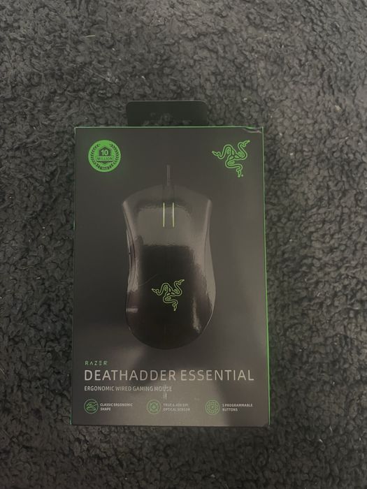 Мишка Razer Deathadder essential
