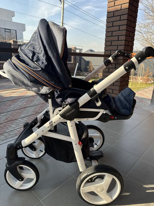 Универсальная коляска 2 в 1