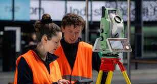 Геодезист топографическая съемка разбивка осы подсчет участка