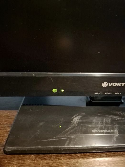 TV LED Vortex 19" (48 cm) – Defect / Pentru piese
