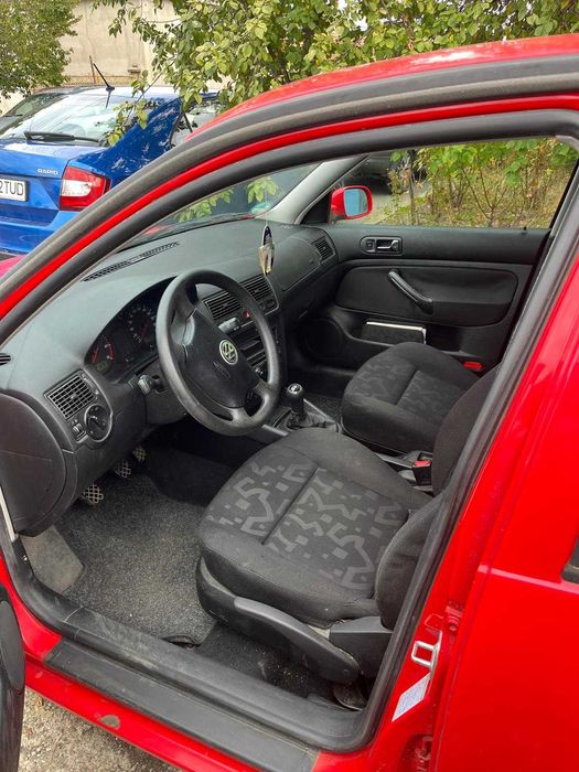 VOLKSWAGEN Golf 2000 — imagine 4