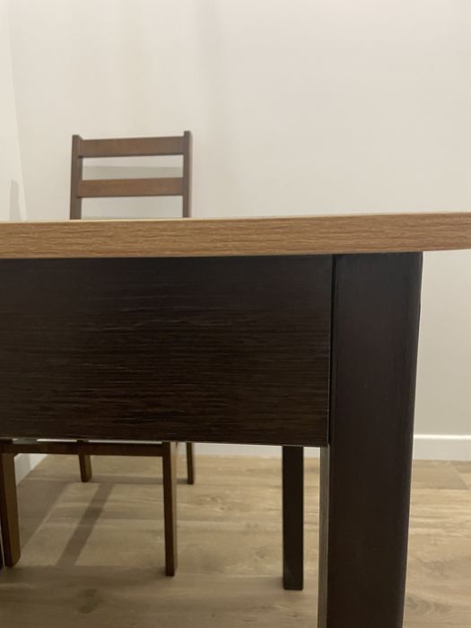 Стол квадратный новый