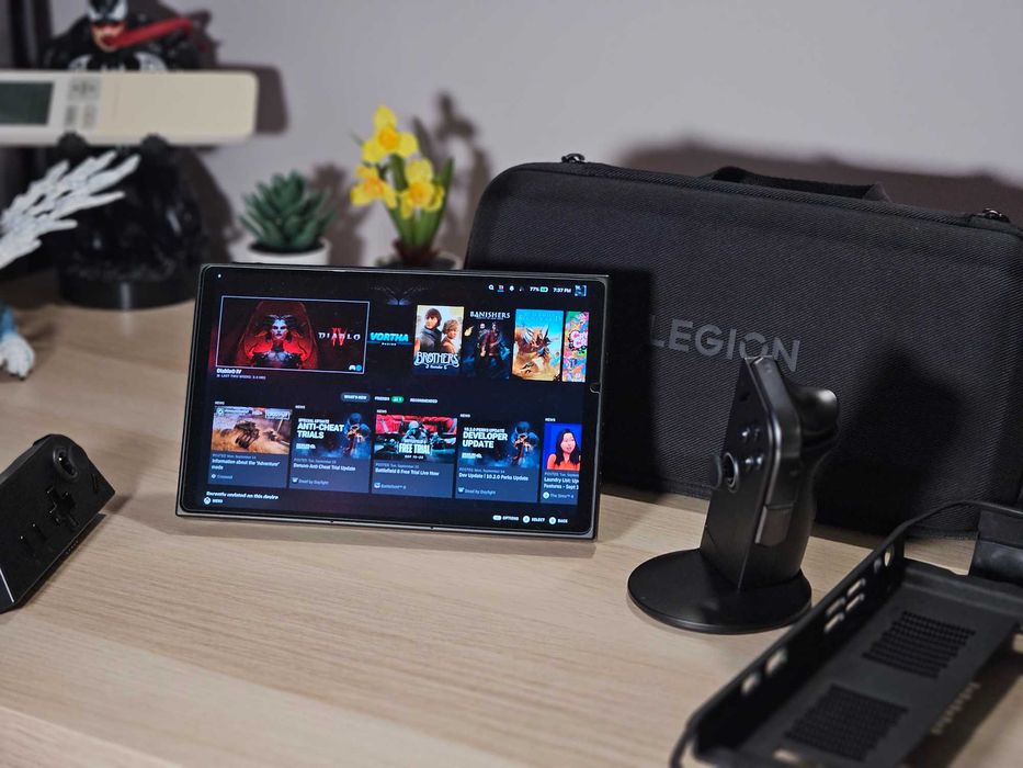 Lenovo Legion Go Z1 Extreme | SteamOS | 8.8" 1600p 144Hz | 16GB RAM | 512GB NVMe | Гаранция до 05.2027