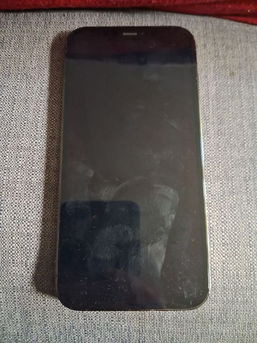 Vând iphone 12 pro