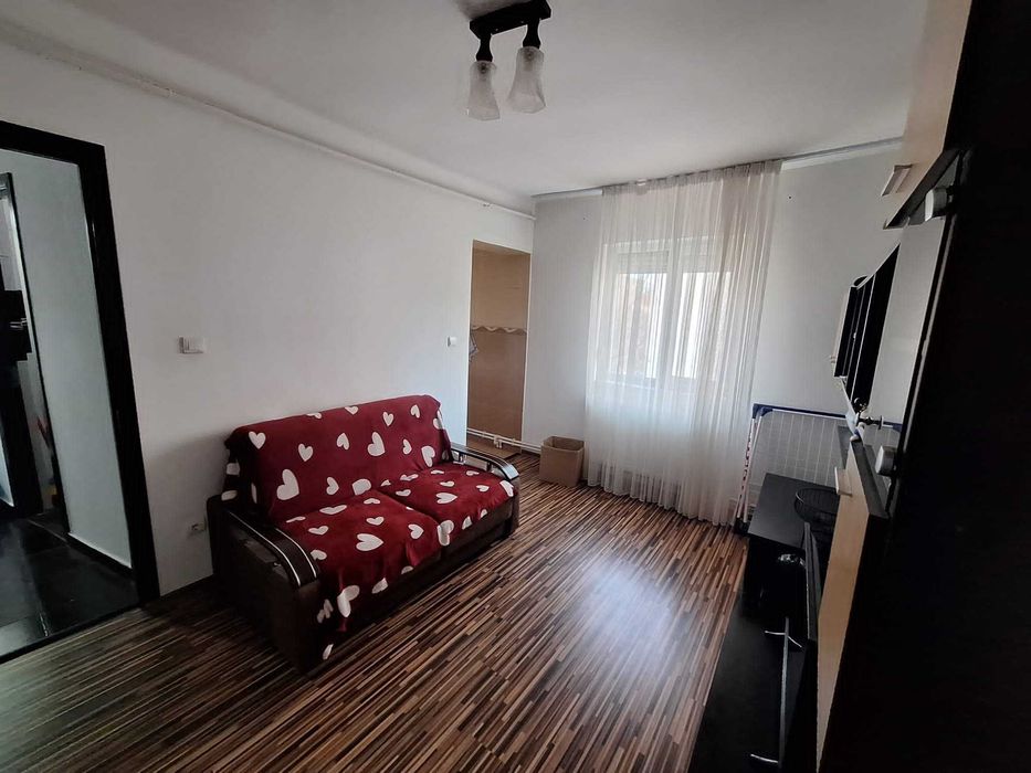 Inchiriez Apartament Unirii Sud Buzau