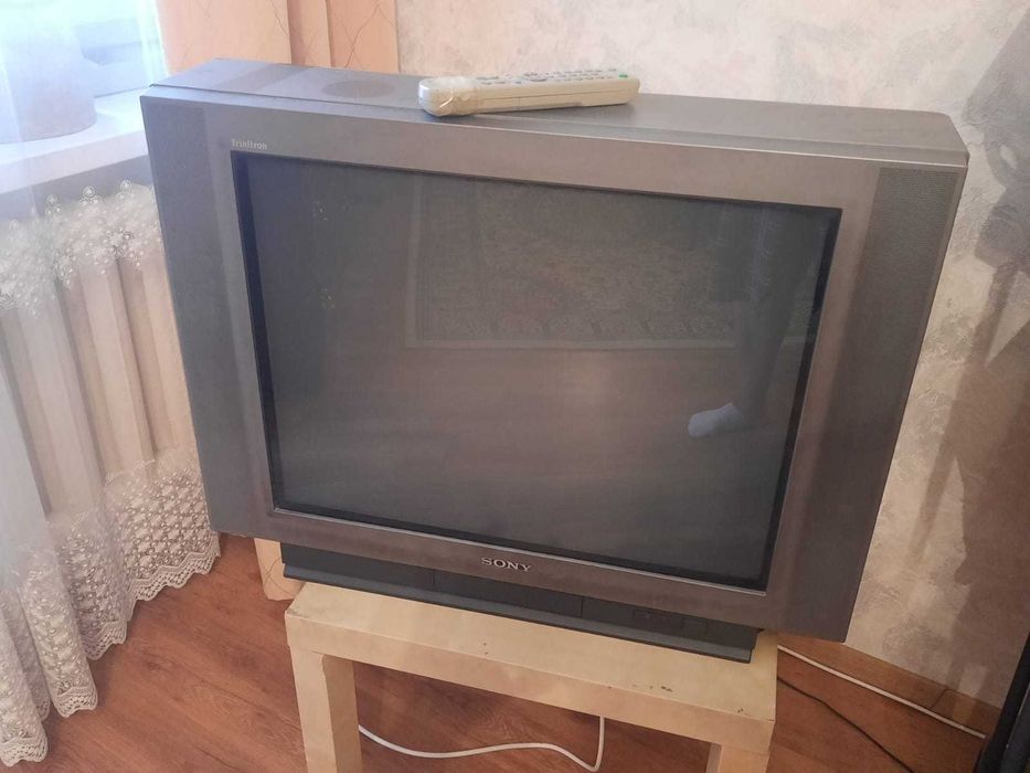 Продам 2 телевизора б/у