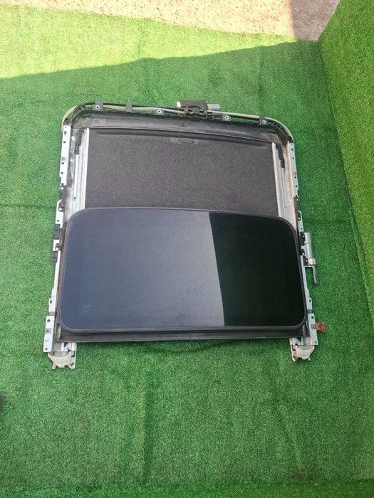 Люк Toyota / Lexus оригинал