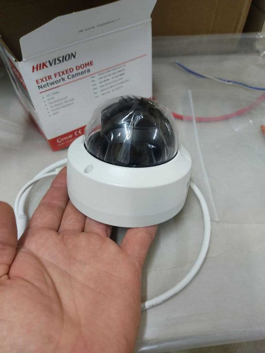 Камера IP . HIKVISION. видеонаблюдения. 2MP.