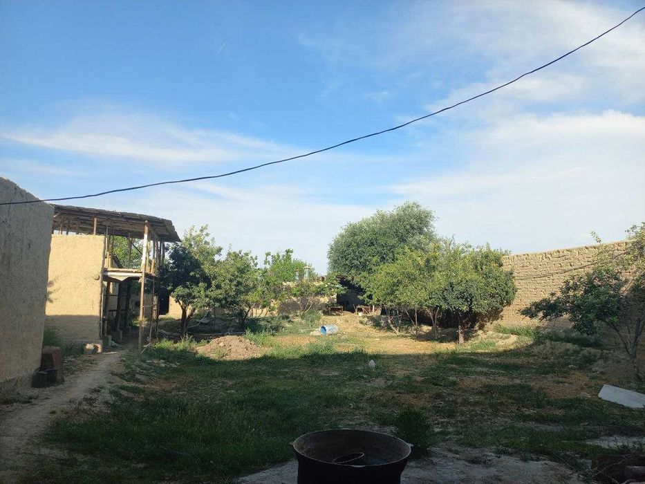 Продается дом участок, участка ховли сотилади 16 соток