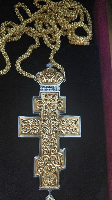 Cruci pectorale de vânzare