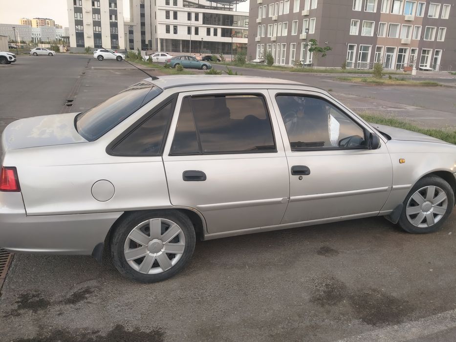 Нексия-2 автокөлігі сатылады