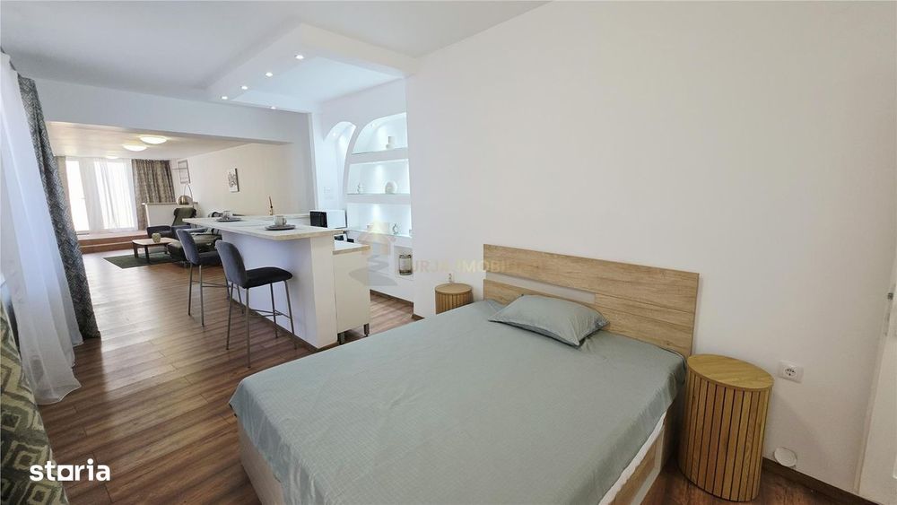 Apartament premium 80 mp Prima inchiriere Curte proprie 40 mp Strada P