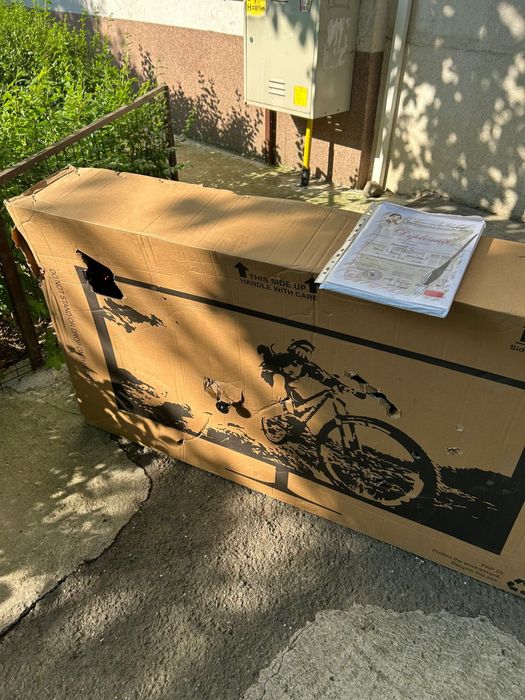 Bicicleta noua rosie